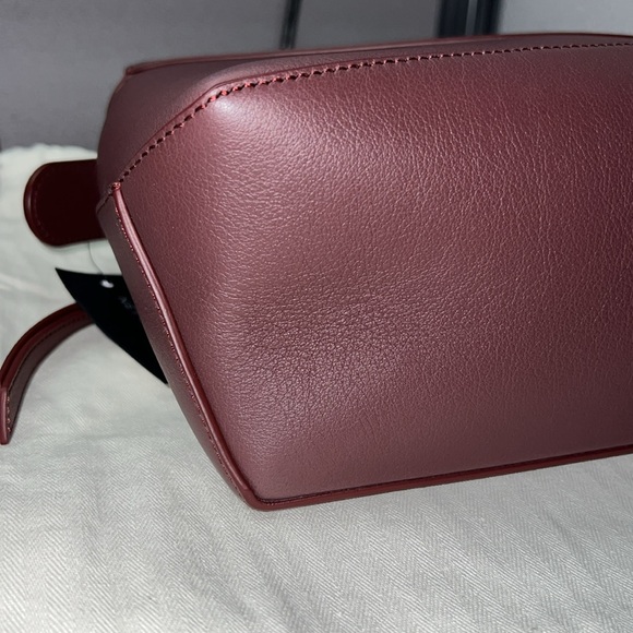 *SOLD* NWT Loewe small edge puzzle bag in dark burgundy - Picture 15 of 16